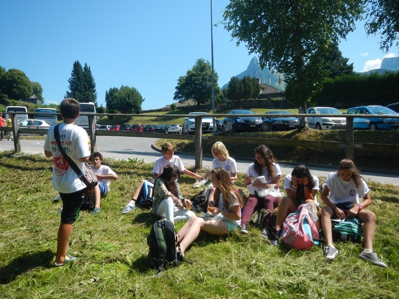 Village Camps International Summer Camp Leysin, Switzerland 2025-08-09 https://www.villagecamps.com/journals_admin/images/695-10-Reds (17).jpg